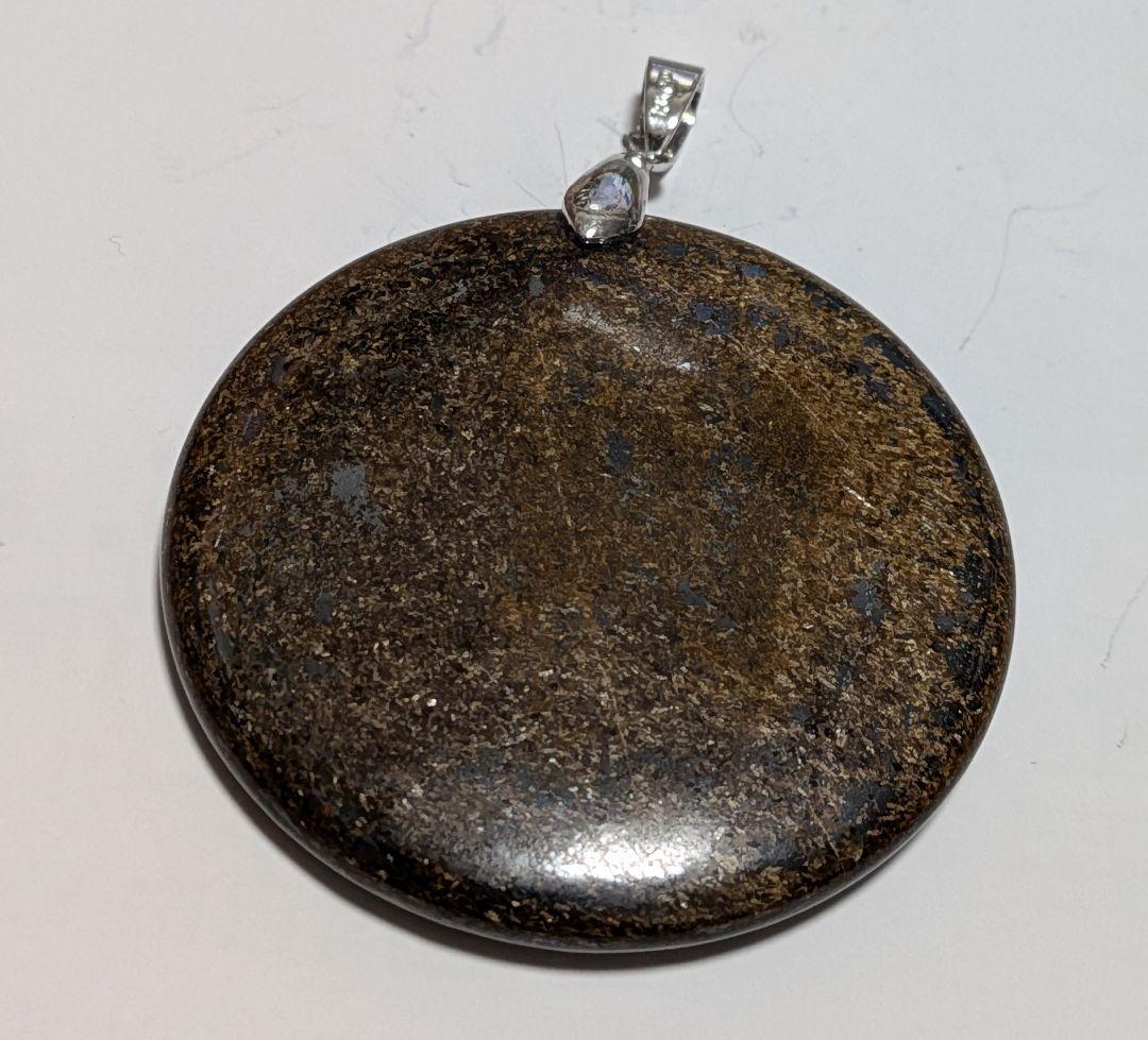 ペンダント　隕石