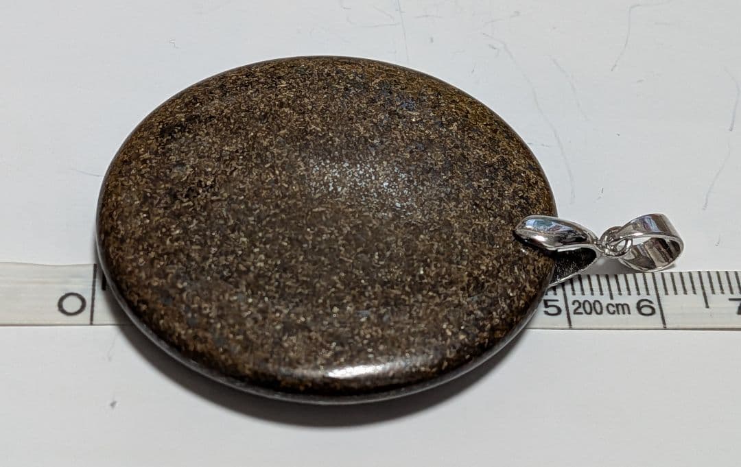 ペンダント　隕石