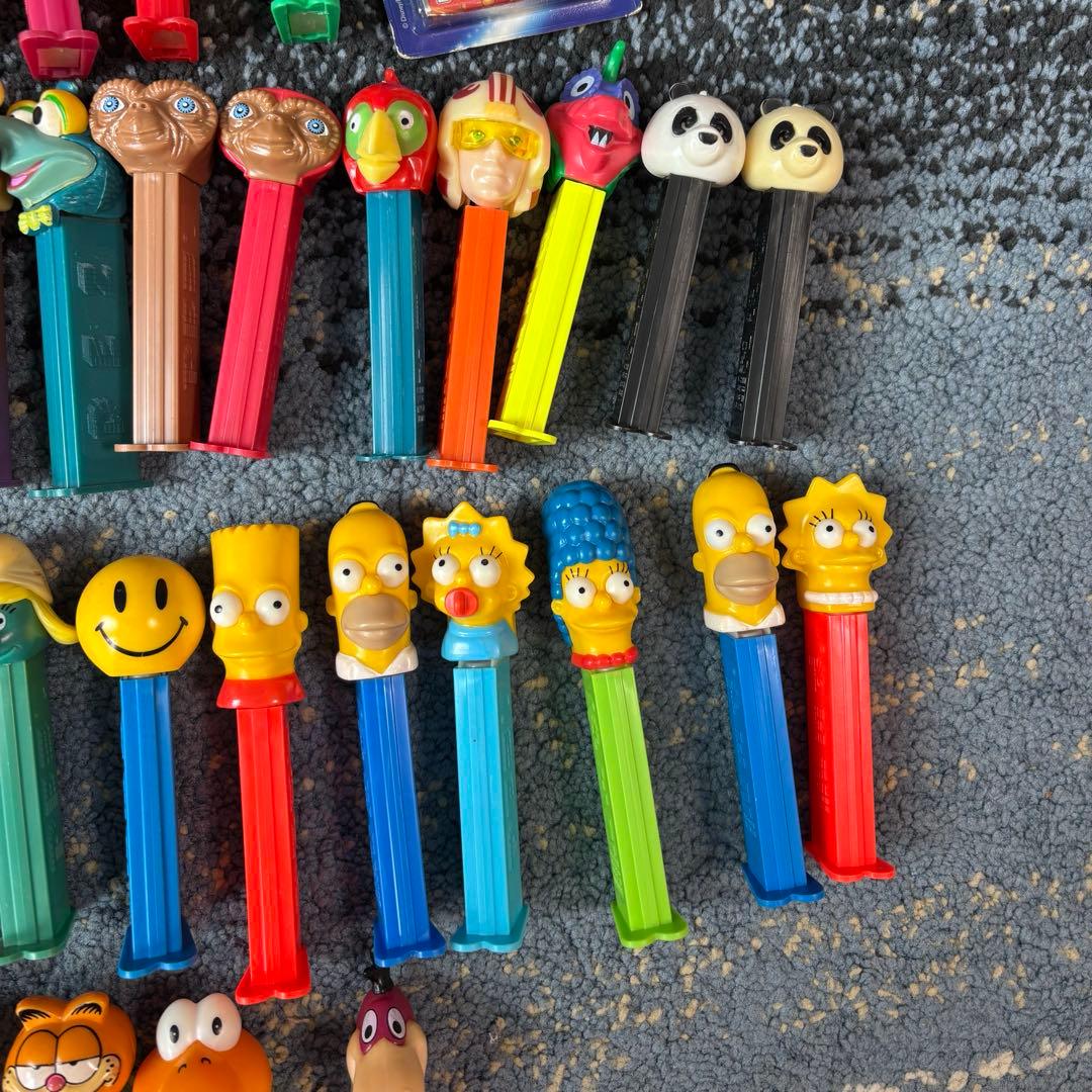 大量まとめ売り ペッツ PEZ ディスペンサー 82本 - メルカリ