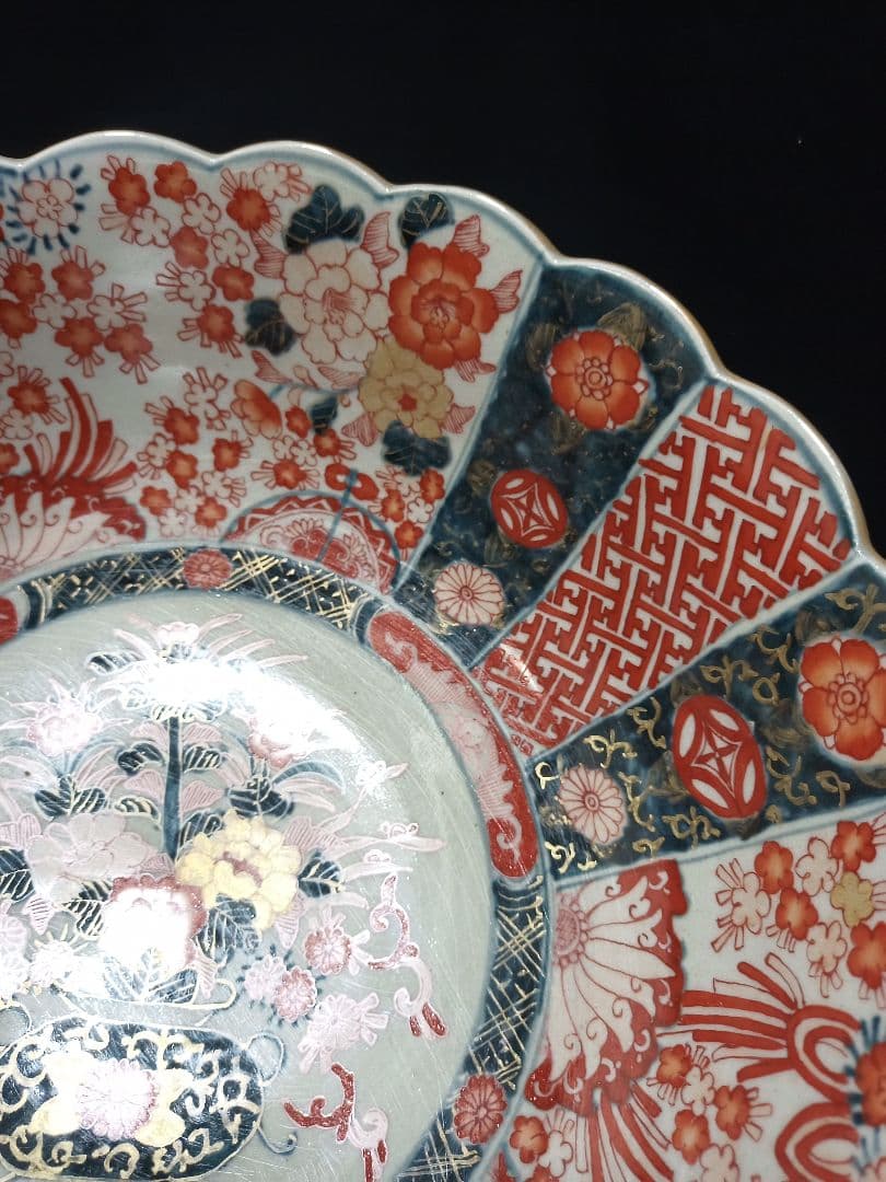 赤絵大鉢・金襴錦・輪花・古伊万里・33cm・特大