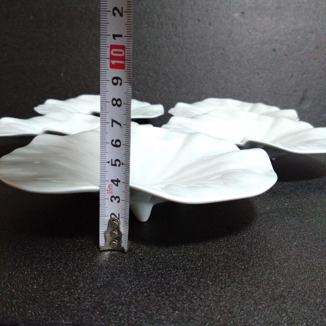 未使用 波佐見焼 光琳窯 葉型 青磁 3点脚銘々皿5枚　お祝い