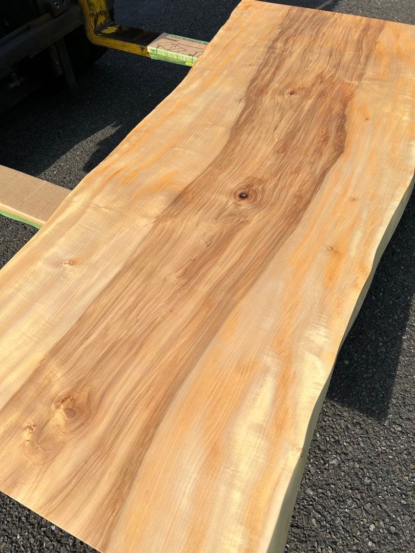 たのメル便] 栃(とち) 耳付き一枚板 ダイニングテーブル天板 新品未