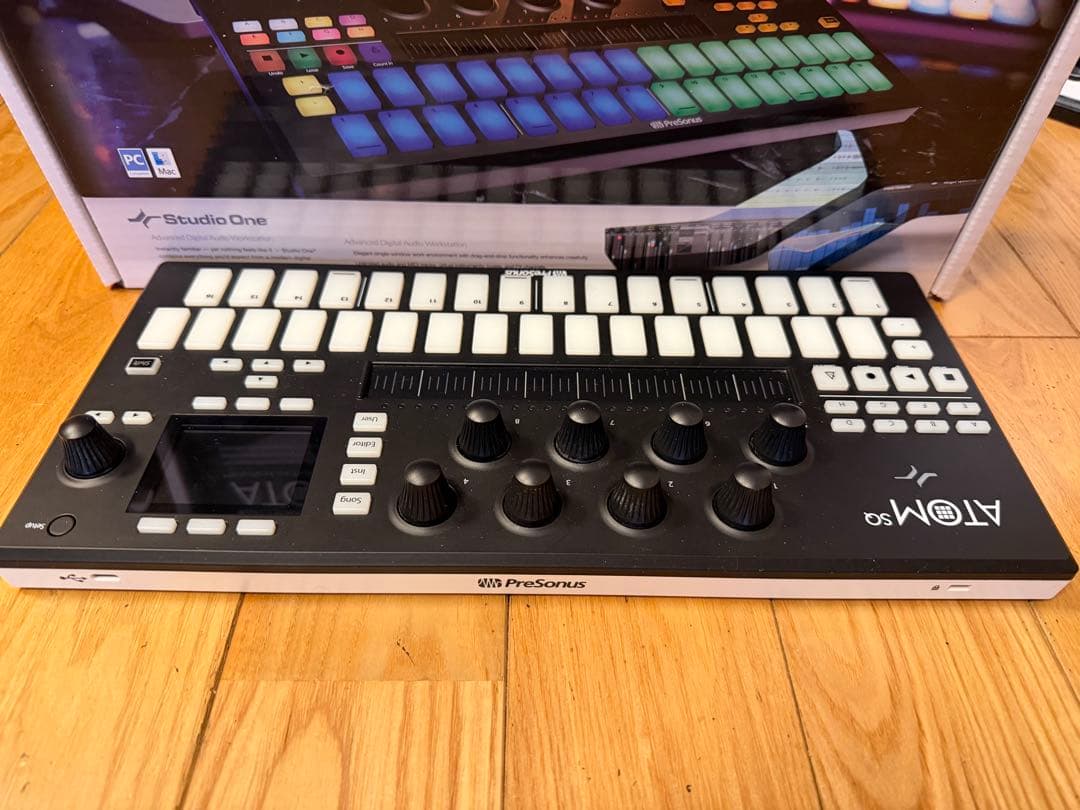 PreSonus ATOM SQ MIDIコントローラー