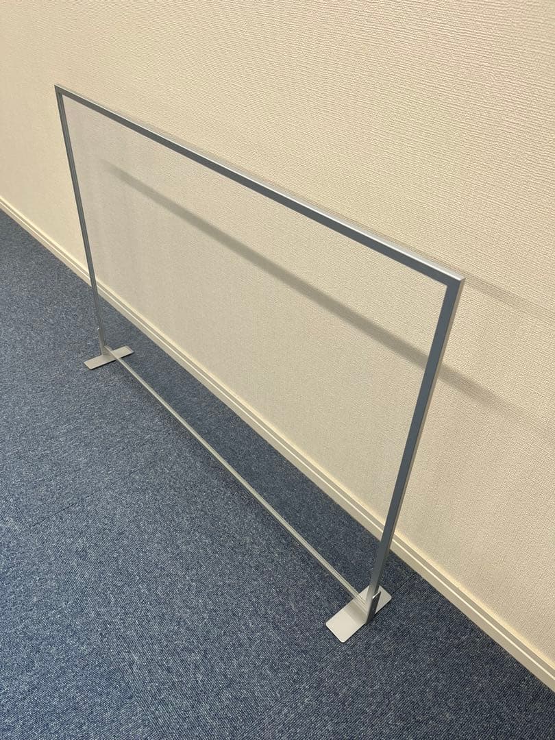 金属製パーテーションスクリーン２個セット