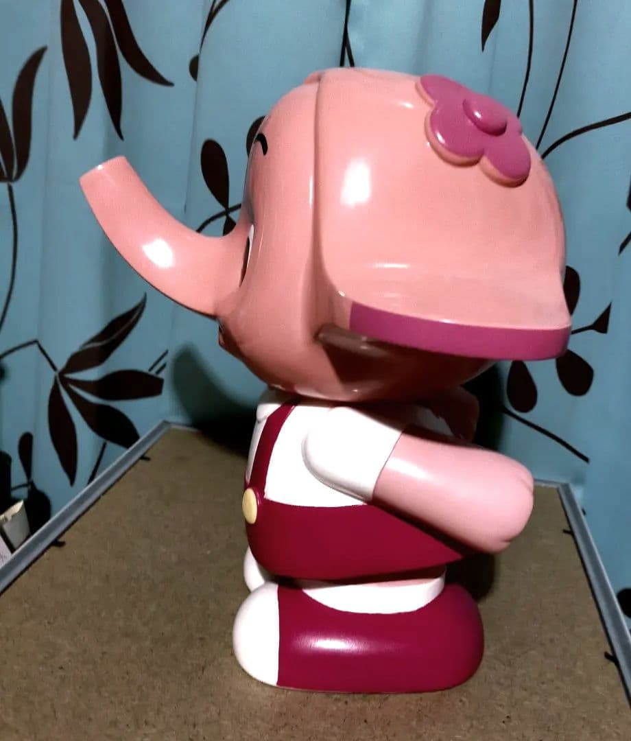 サトコちやん貯金箱