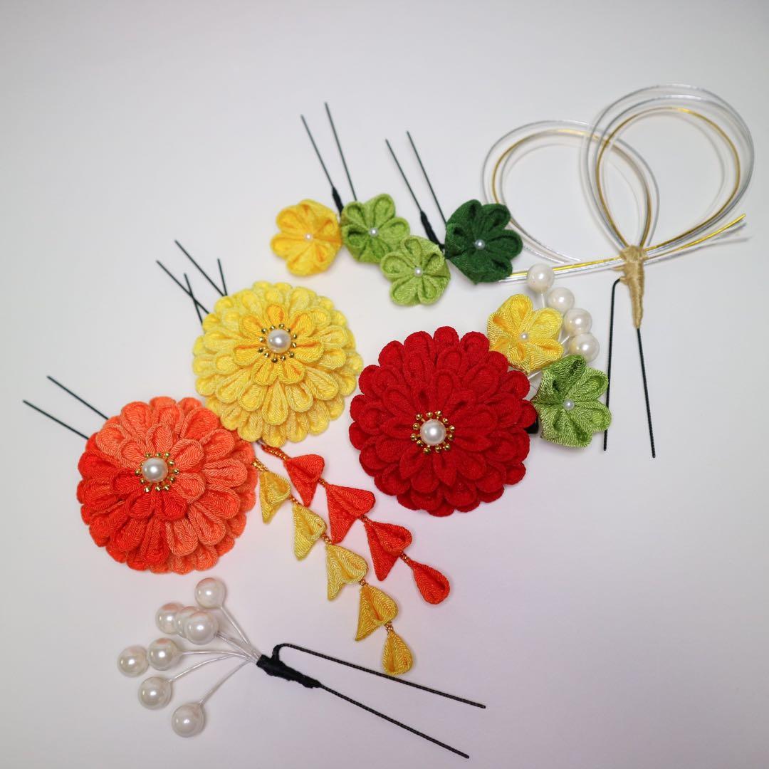 【ちりめんダリアの髪飾り】つまみ細工のヘアアクセサリー　成人式　卒業式　七五三