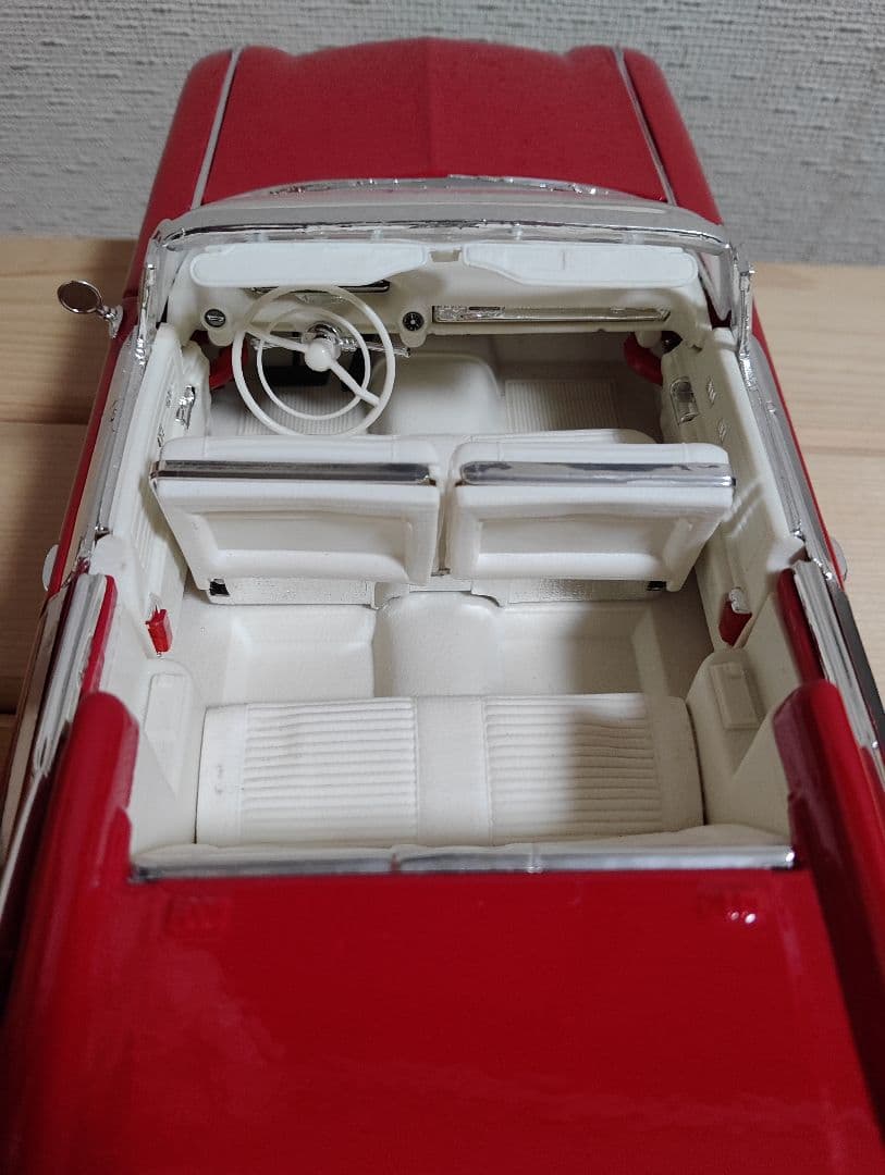 美品】Cadillac ELDORAD 1/18 MAISTO 希少 赤 - メルカリ