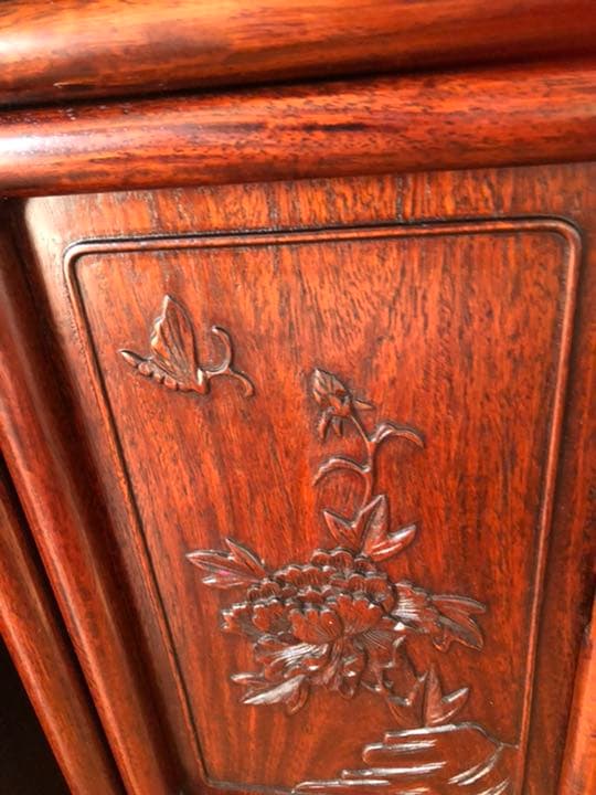 中国小叶紫檀家具 紫檀茶箪笥 透かし彫り飾り棚 年代品