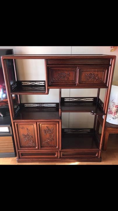 中国小叶紫檀家具 紫檀茶箪笥 透かし彫り飾り棚 年代品
