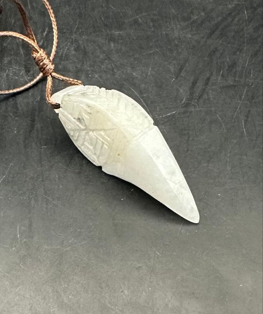 2026.1.20no.2神獣霊牙　糸魚川白翡翠