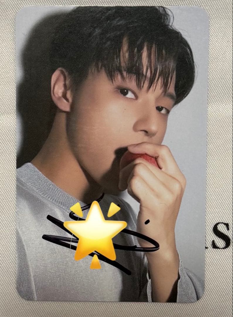 Ateez ウヨン 直筆サイントレカ - メルカリ