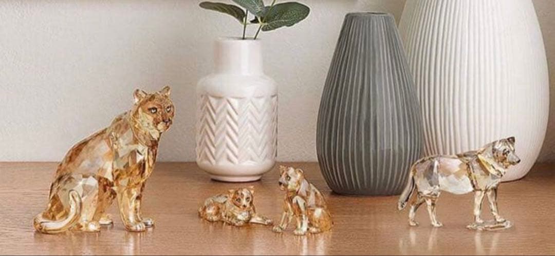 スワロフスキー　アムールヒョウ　SCS限定品 置物