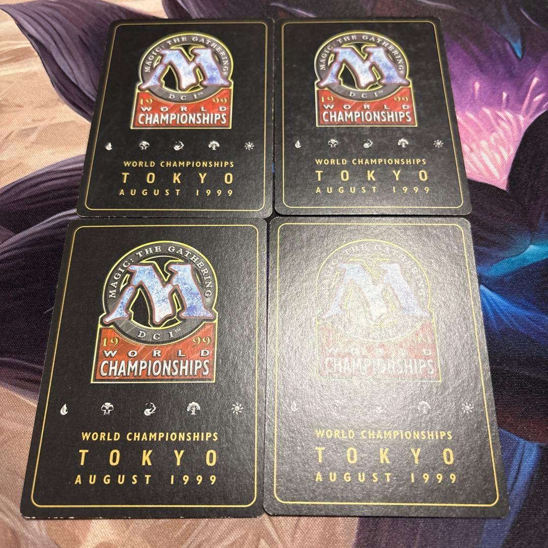 まとめ割 金枠 裏切り者の都 4枚セット MTG 英語