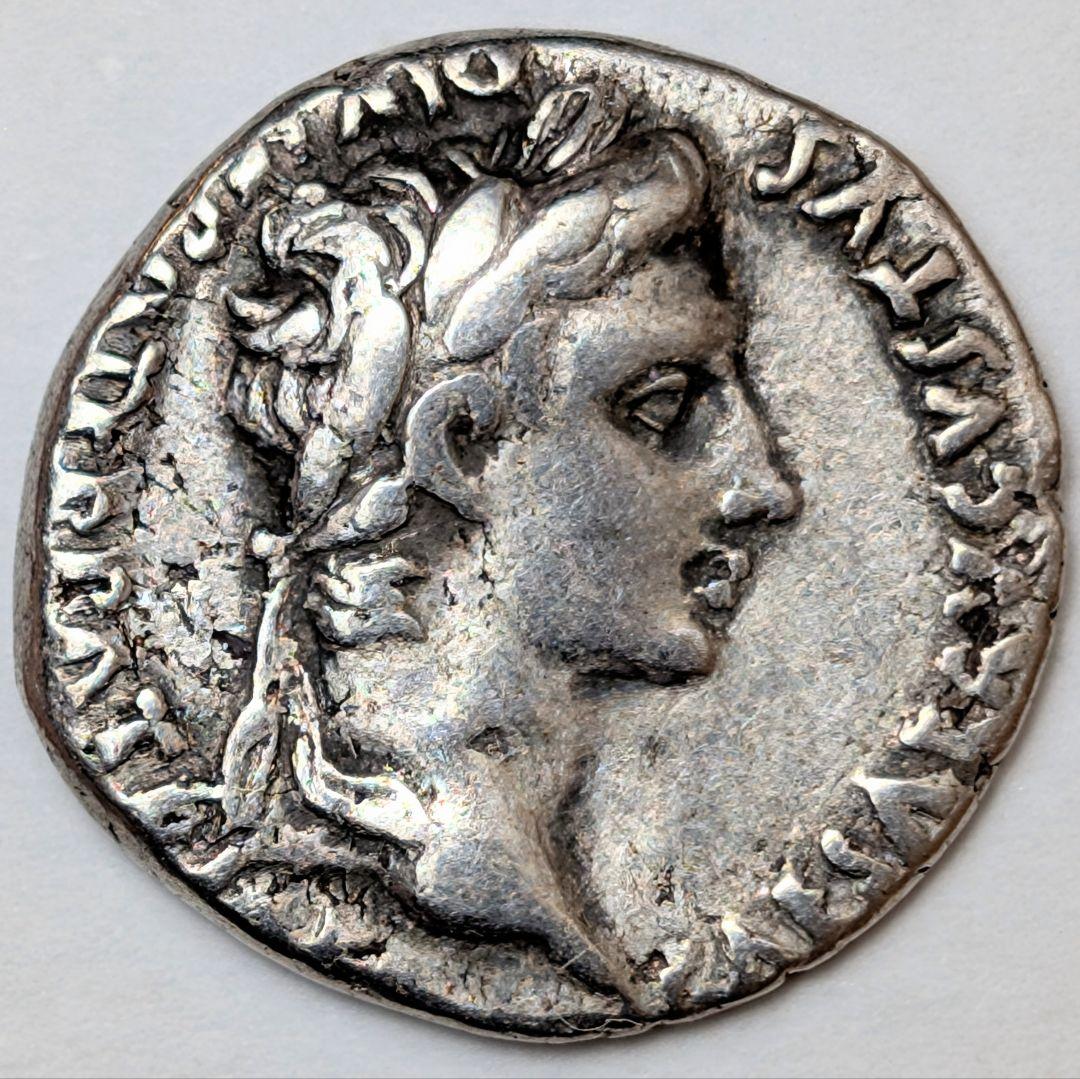 TKC024 アウグストゥスのデナリウスコイン