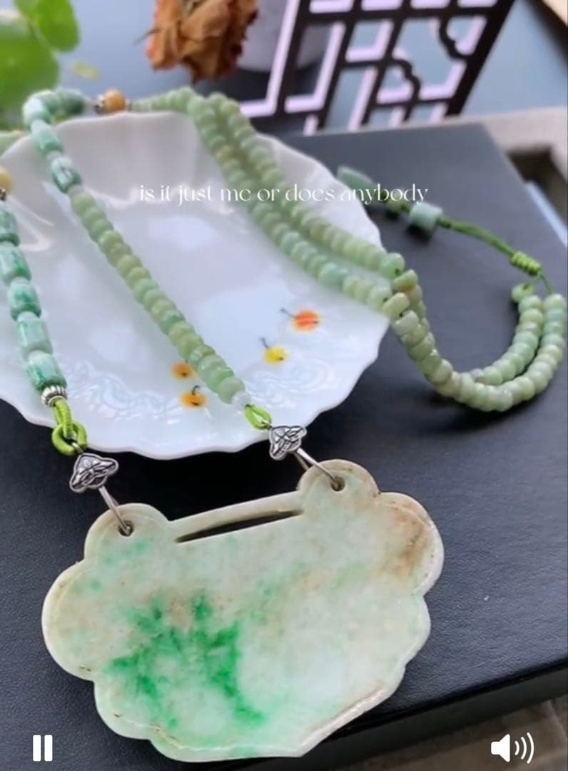 天然ミャンマー産 本翡翠 無処理　A貨翡翠 如意ペンダント ネックレス