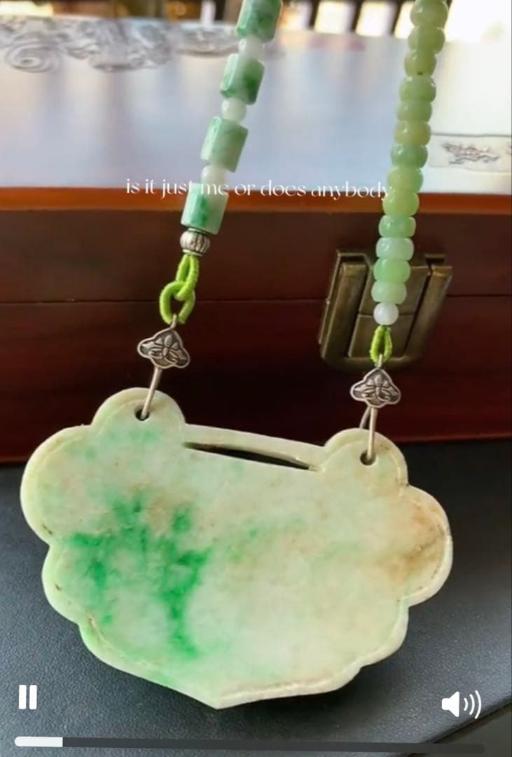 天然ミャンマー産 本翡翠 無処理　A貨翡翠 如意ペンダント ネックレス