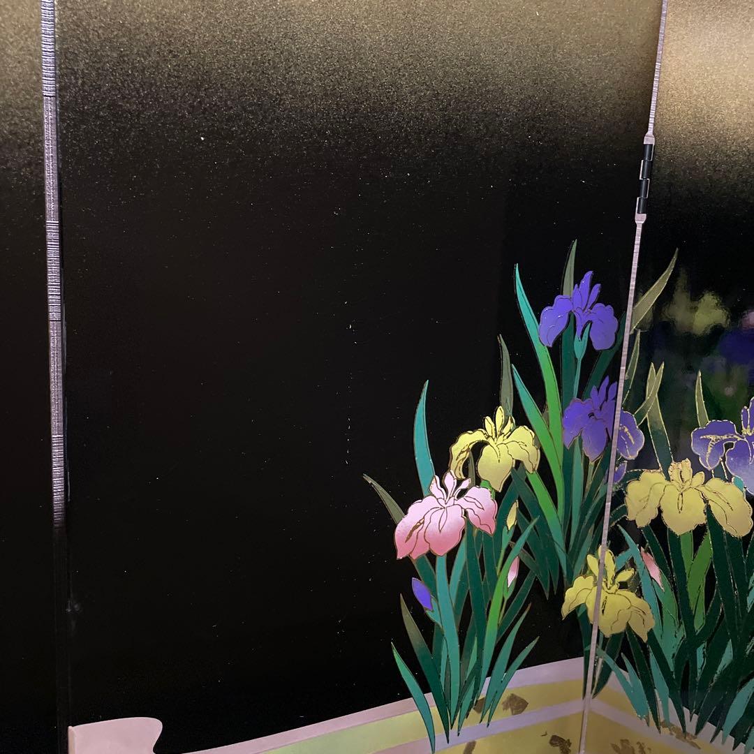 五月人形　端午の節句　飾り台と屏風　菖蒲柄