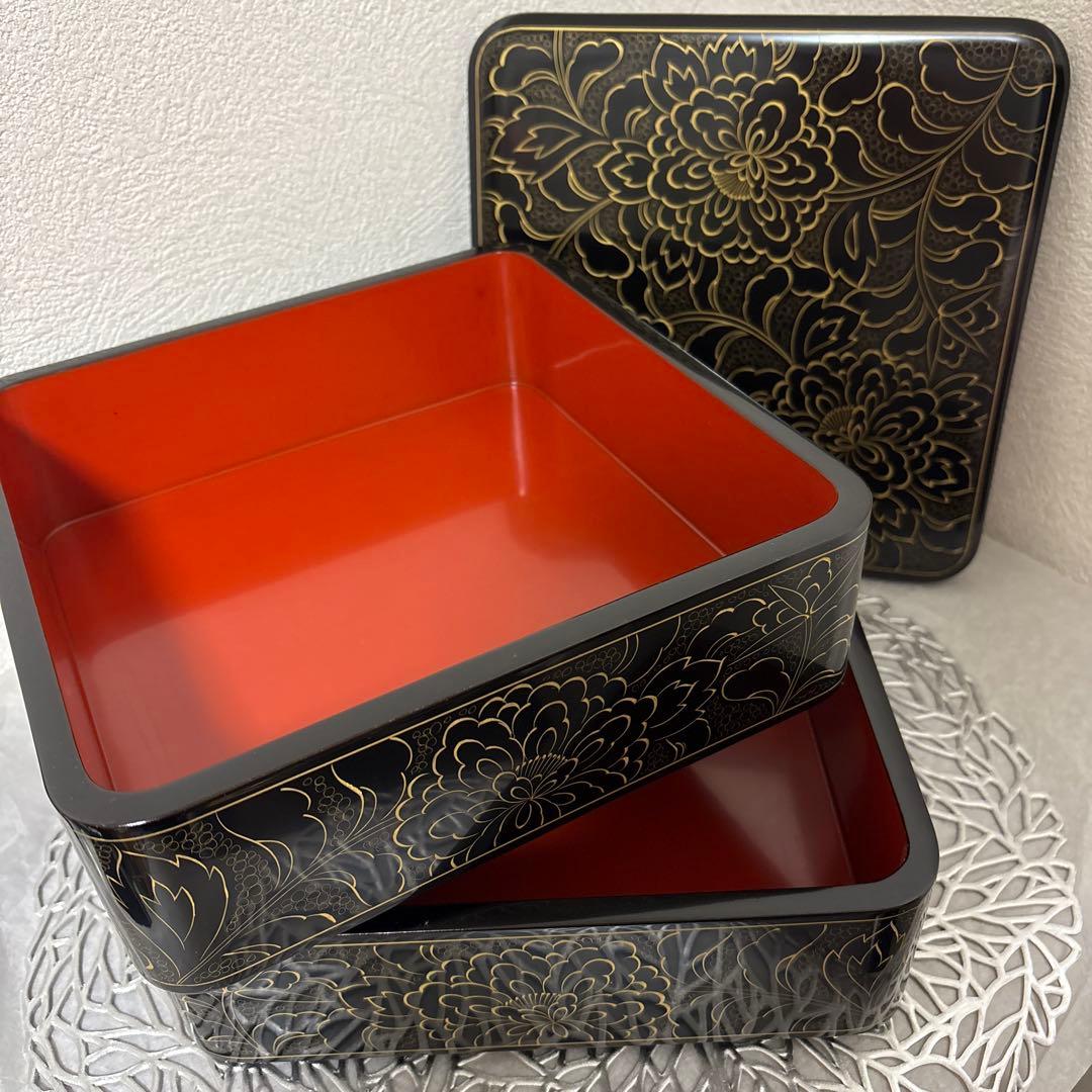 ⭐️輪島塗　布着堅地漆器 二段重箱 漆黒金花模様