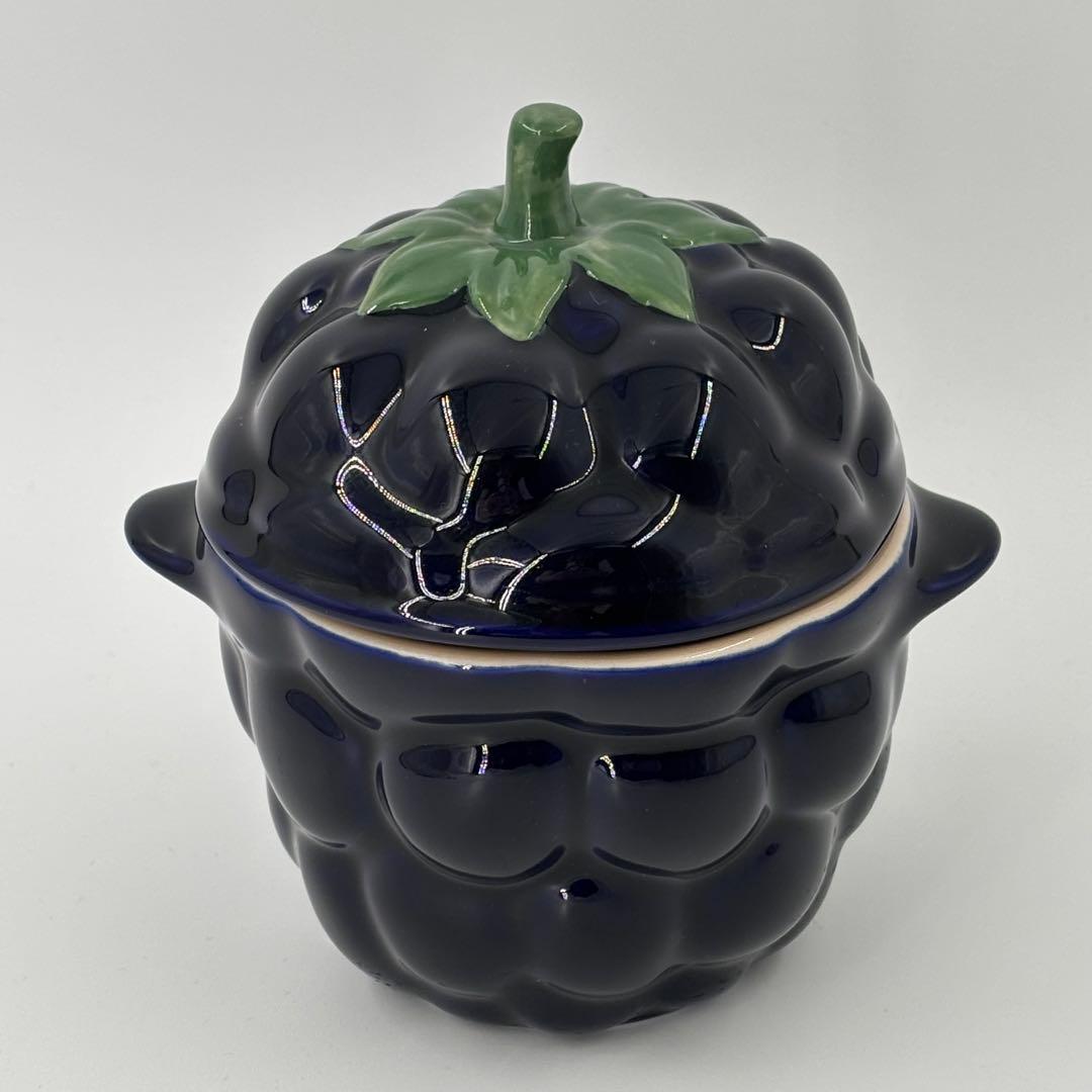 廃盤　希少　ルクルーゼ　ベリーシリーズ　ミニココット　ブラックベリー