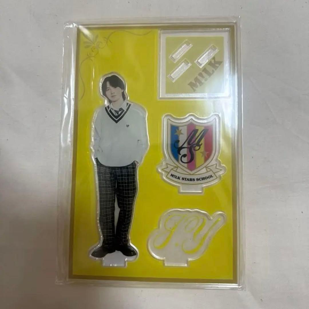 M!LK 吉田仁人 アクスタ M!LK学園 アクリルスタンド(吉田仁人) | M!LK | VICTOR ONLINE STORE