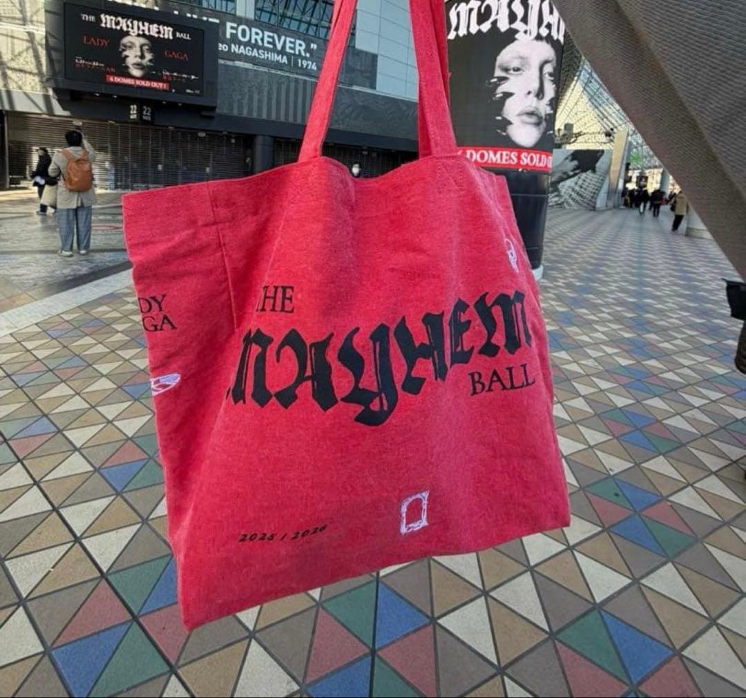 レディーガガ Lady Gaga OPERA HAUS トートバッグ レッド - メルカリ
