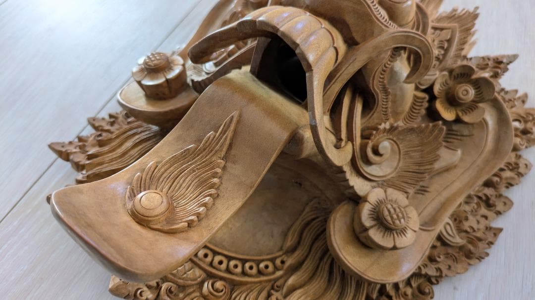 バリ島 木彫 仮面（Rangda / ランダ） 壁掛け - メルカリ