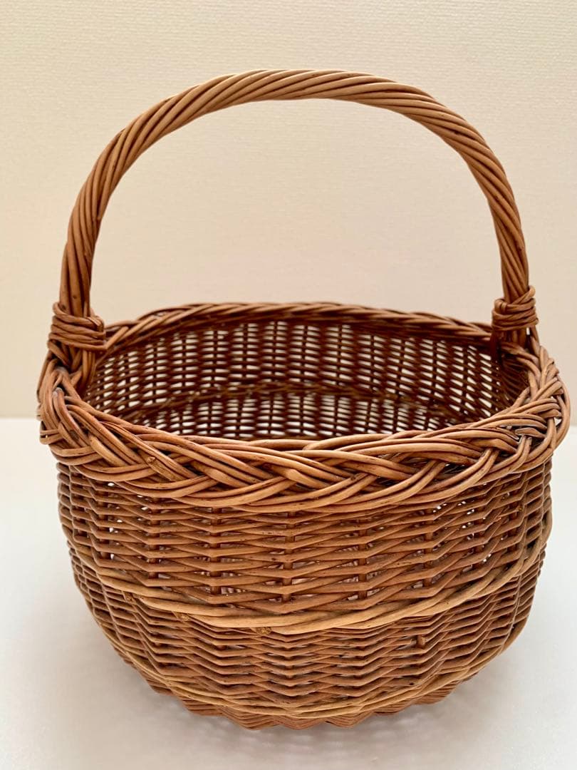 北欧　アンティークバスケット　編みカゴ　ヴィンテージ　cinq