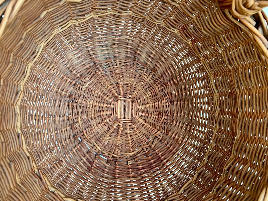 北欧　アンティークバスケット　編みカゴ　ヴィンテージ　cinq