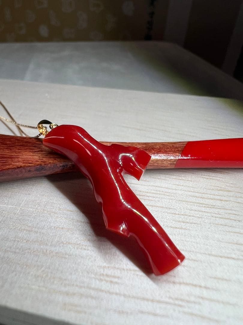 【極上の純国産☆】天然　血赤サンゴ　高知県産　9.542ct k18ペンダント