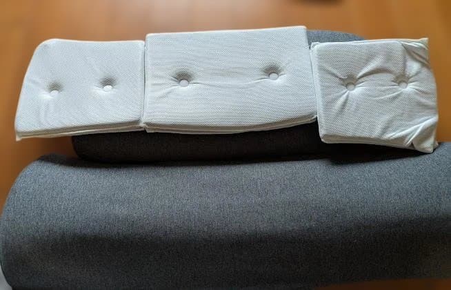 CALQS（カルクス)首と肩がホッとする枕PLUS マッサージ機能付ダークグレー