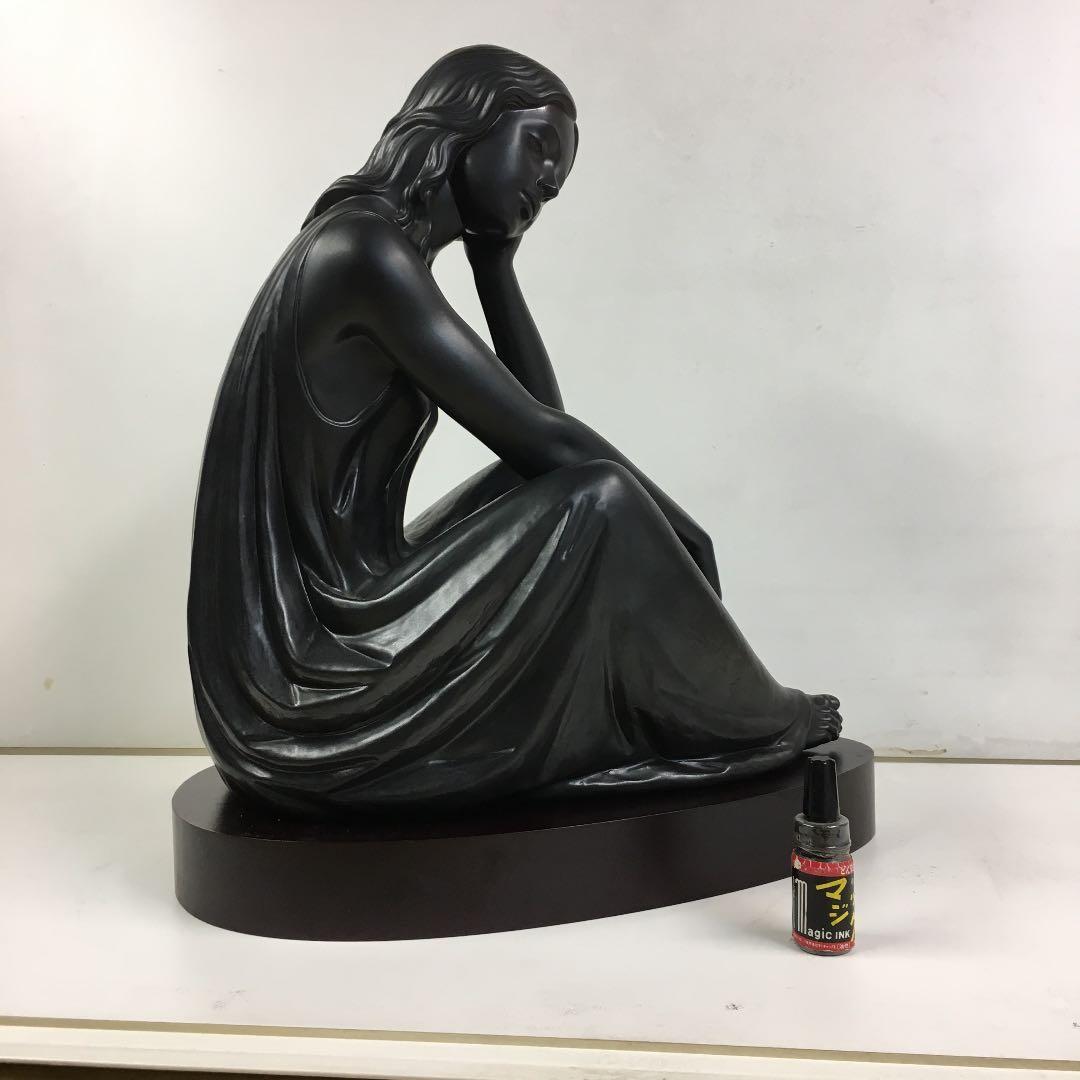 リヤドロLLADRO 女性像