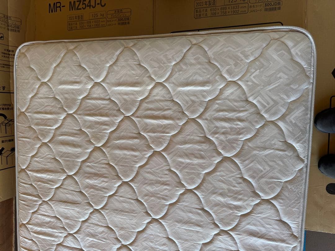 地域限定配送　シモンズ ビューティレスト Extra Hard ダブルサイズ