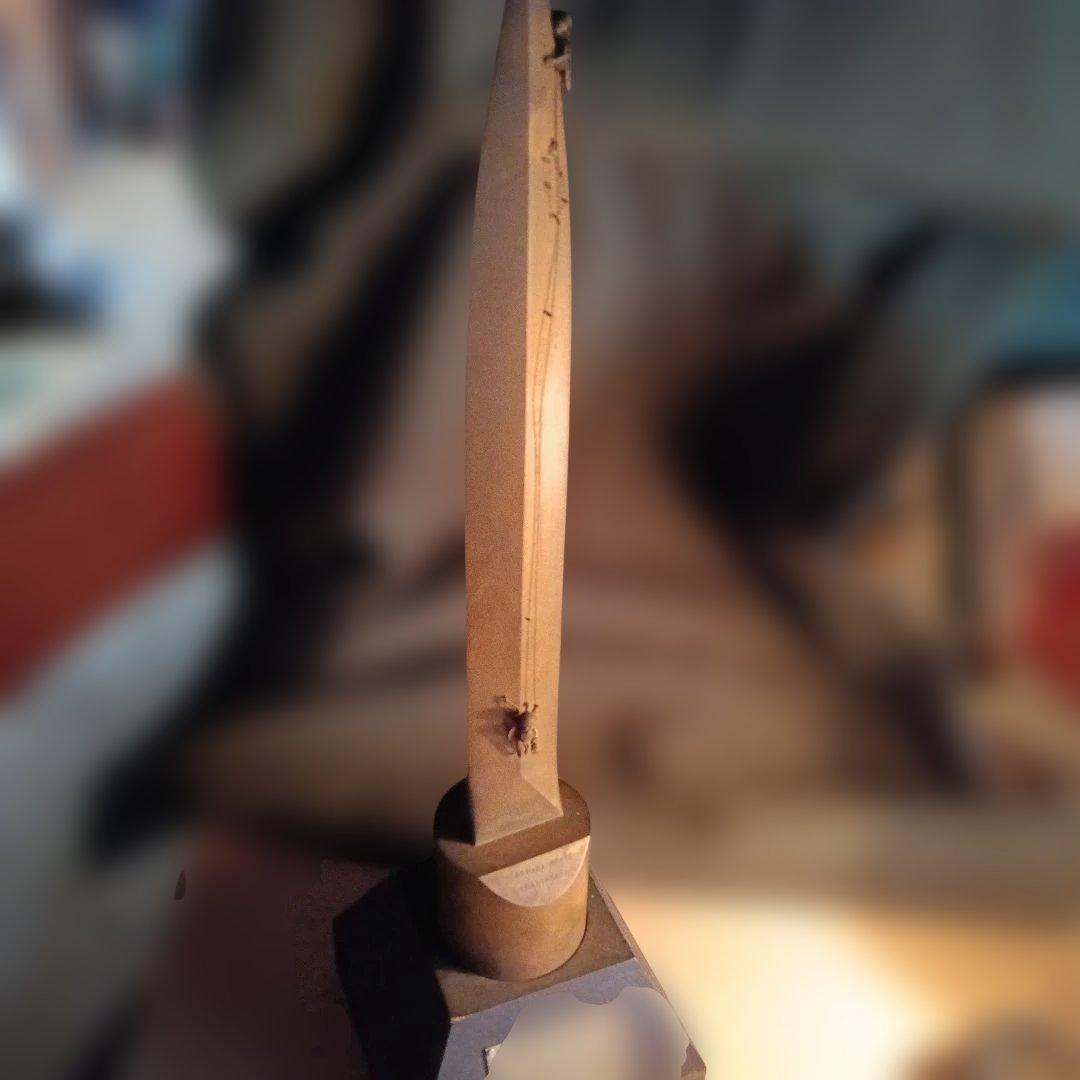 金属製彫刻ナイフ型オブジェ、工芸細工、品名、劔岳登攀中をオブジェ