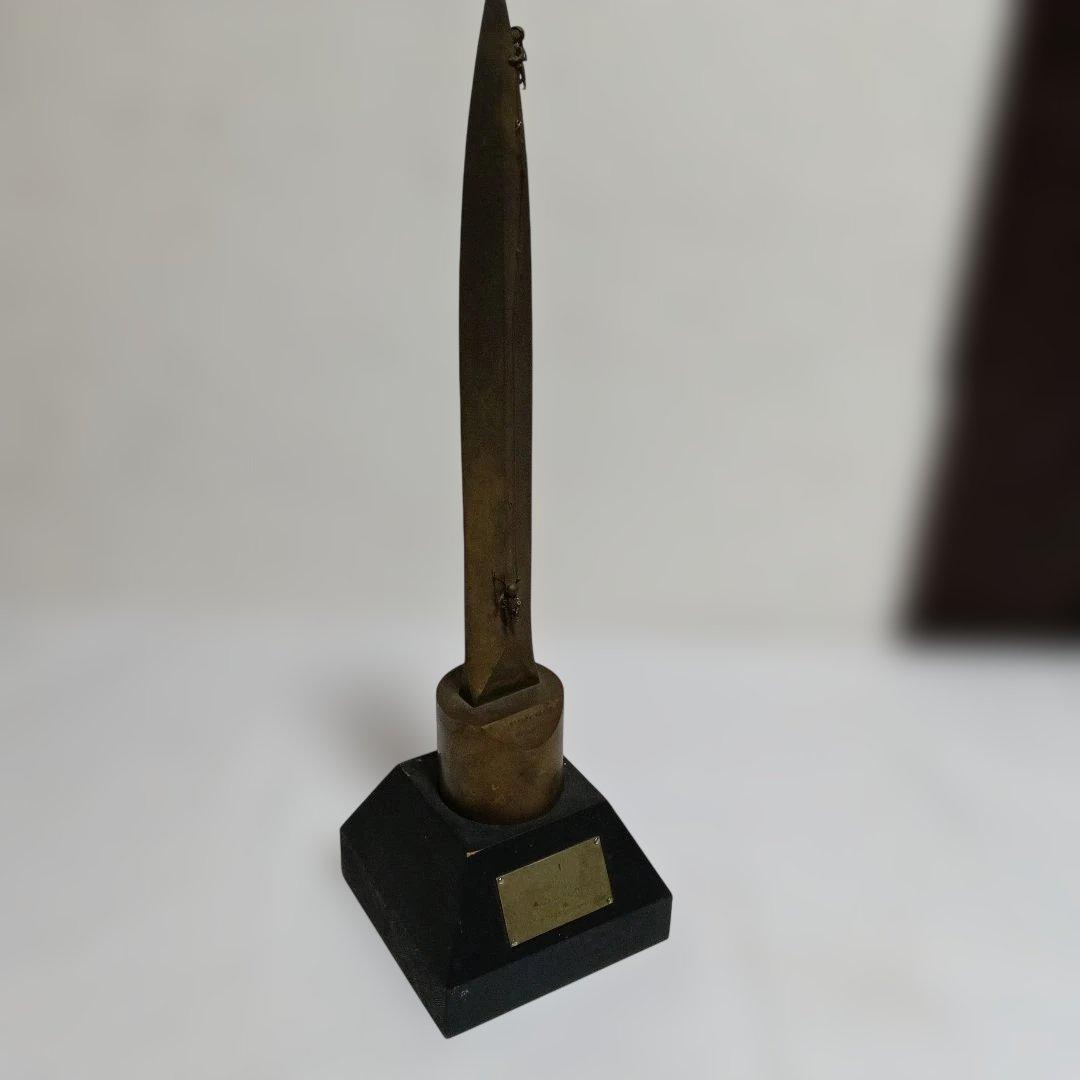 金属製彫刻ナイフ型オブジェ、工芸細工、品名、劔岳登攀中をオブジェ