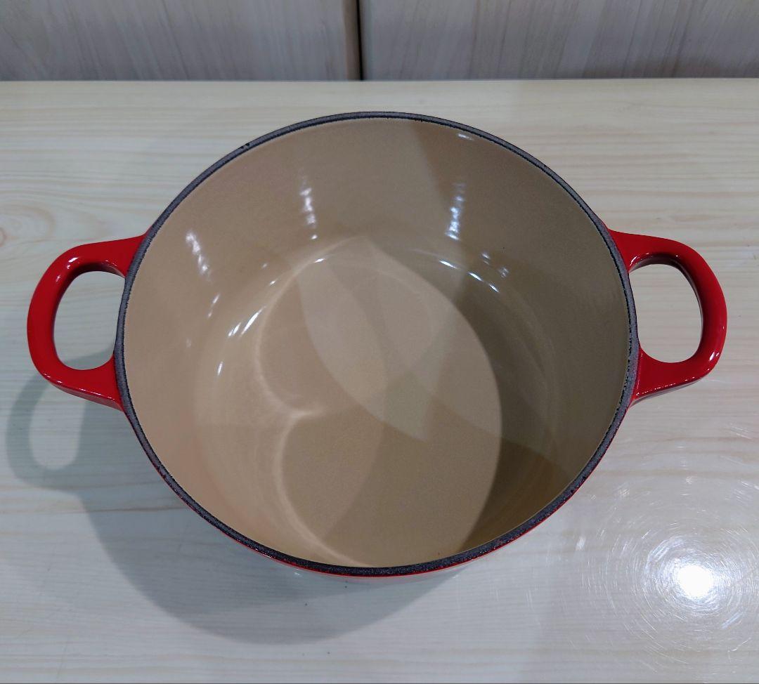 LE CREUSET　ココット　18cm　赤　両手鍋
