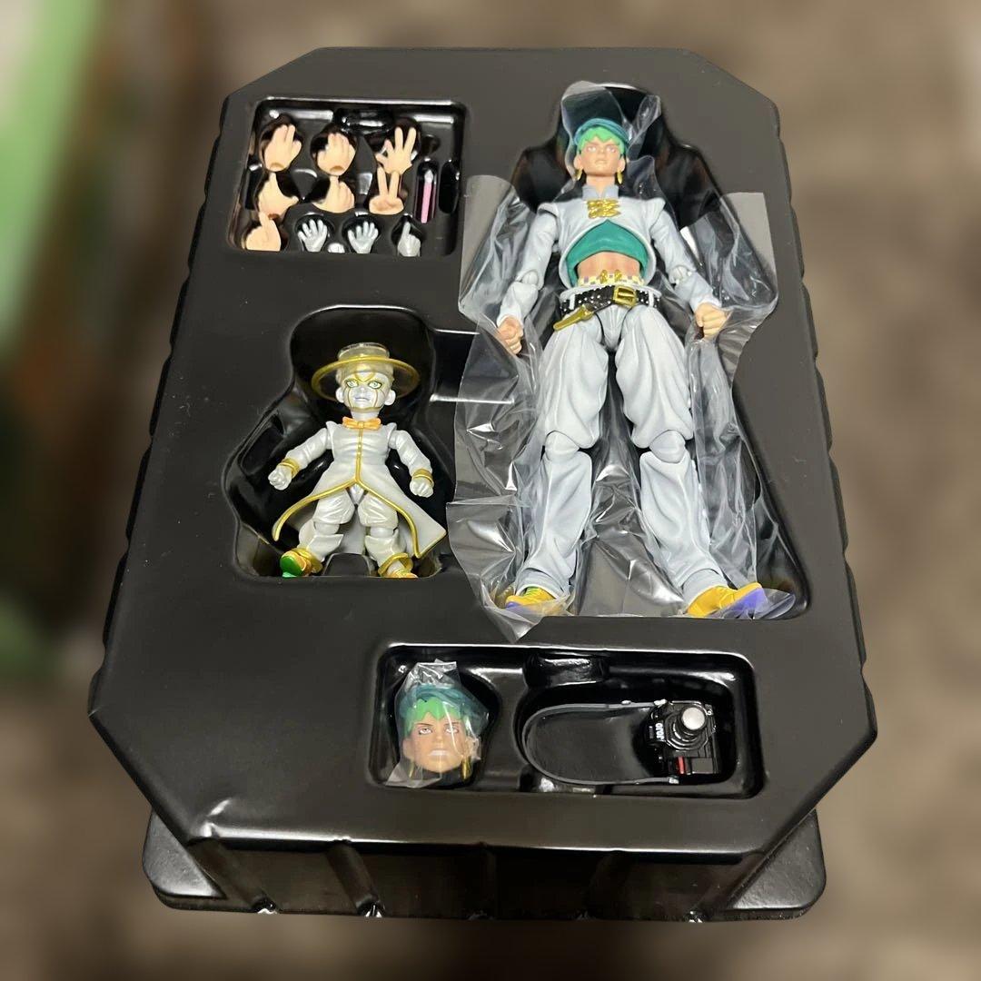 【超像可動 岸部露伴＆ヘブンズ・ドアー】ジョジョの奇妙な冒険 第四部 フィギュア