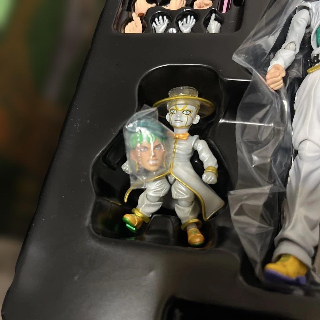 【超像可動 岸部露伴＆ヘブンズ・ドアー】ジョジョの奇妙な冒険 第四部 フィギュア