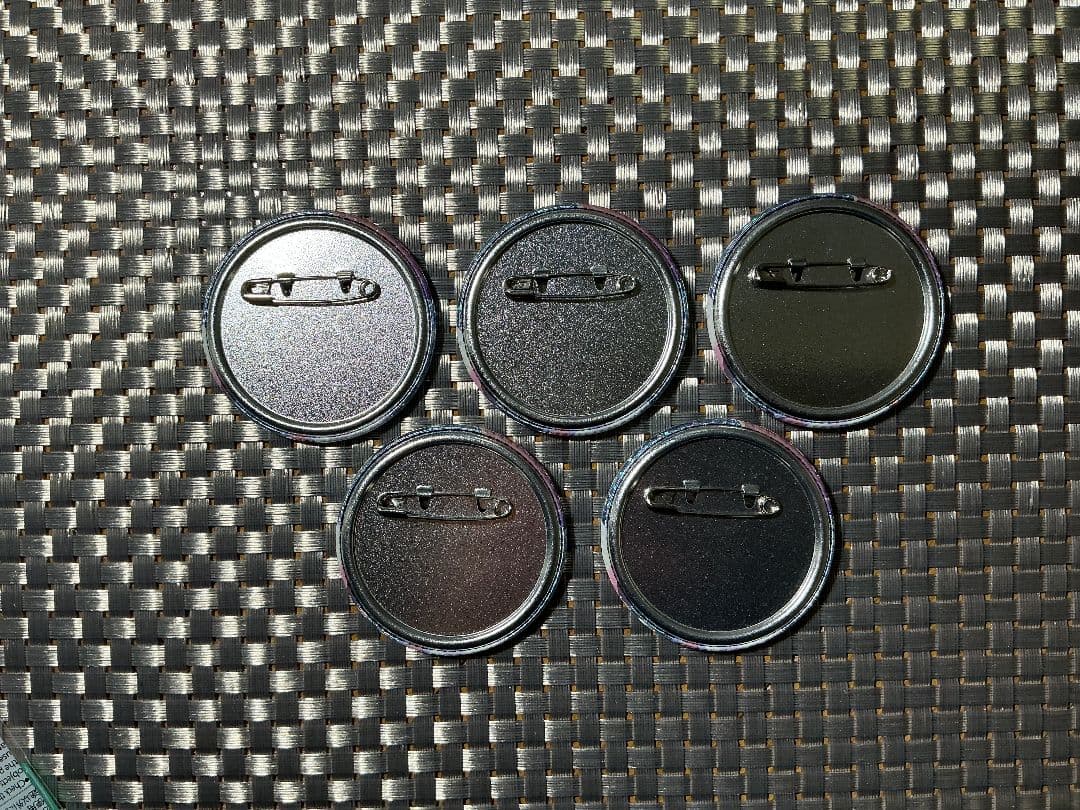 プロセカ 桐谷遥 グリッター缶バッジVol.3A 特典 ホログラム缶バッジ 5