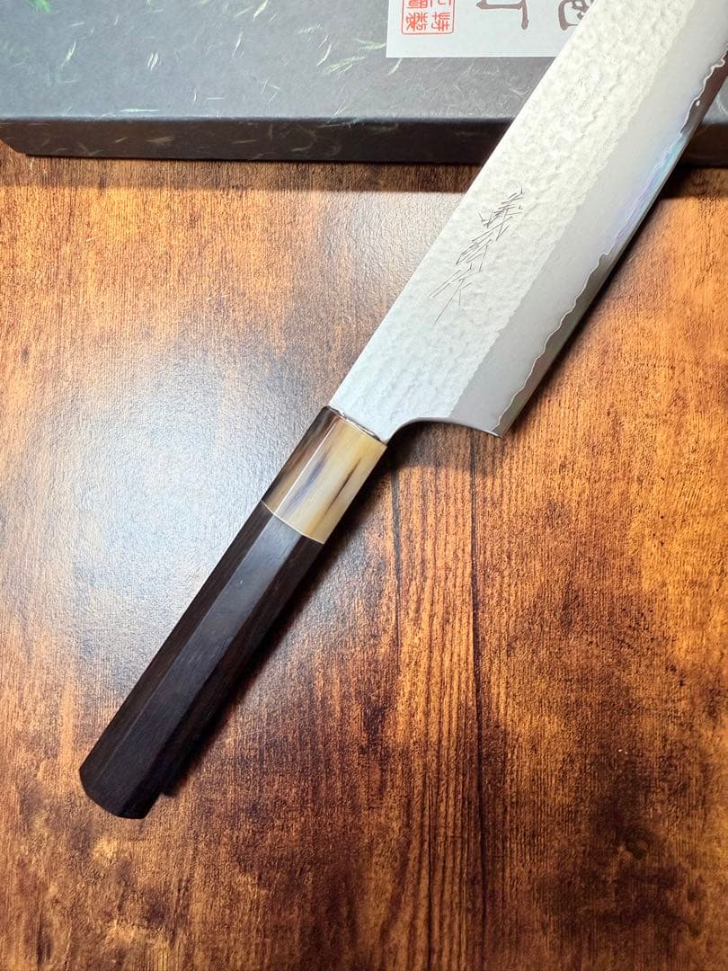 義弘作　切付 牛刀　包丁　VG5 鎚目 山脇刃物製作所　紫檀白水牛八角柄
