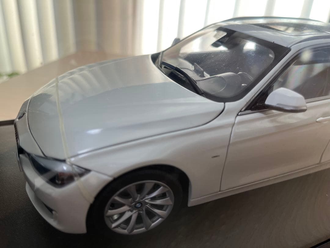 BMW 3シリーズツーリング(F31) 1/18 モデルカー ミニカー - メルカリ