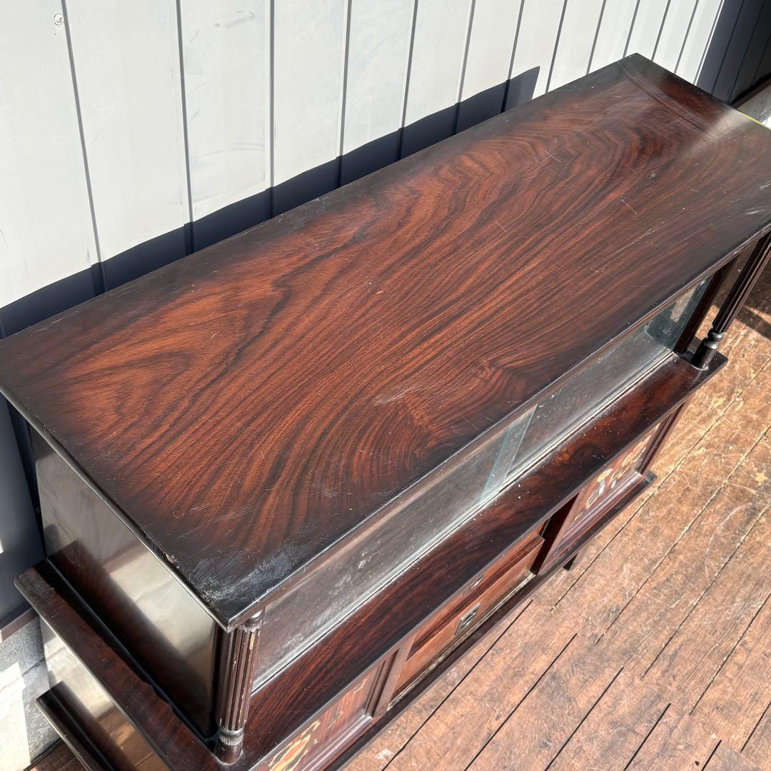 昭和レトロ 和家具 木製サイドボード ガラスキャビネット 飾り棚 水鳥 花柄蒔絵