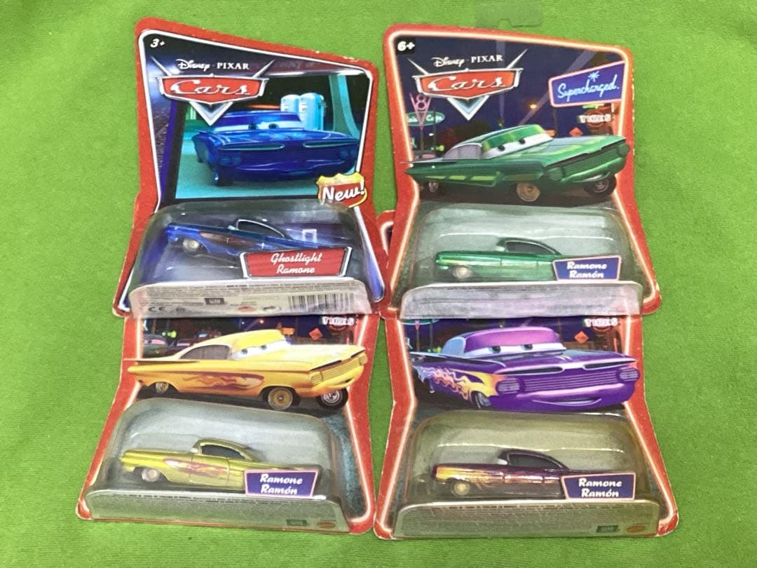 ディズニーカーズ マテル 新品 ラモーン ゴールド・パープル・グリーン