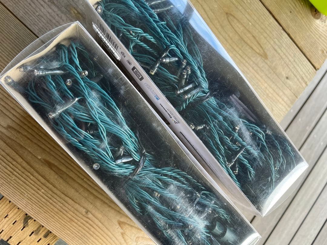 屋外用イルミネーション　200球×2セット+延長電源ケーブル