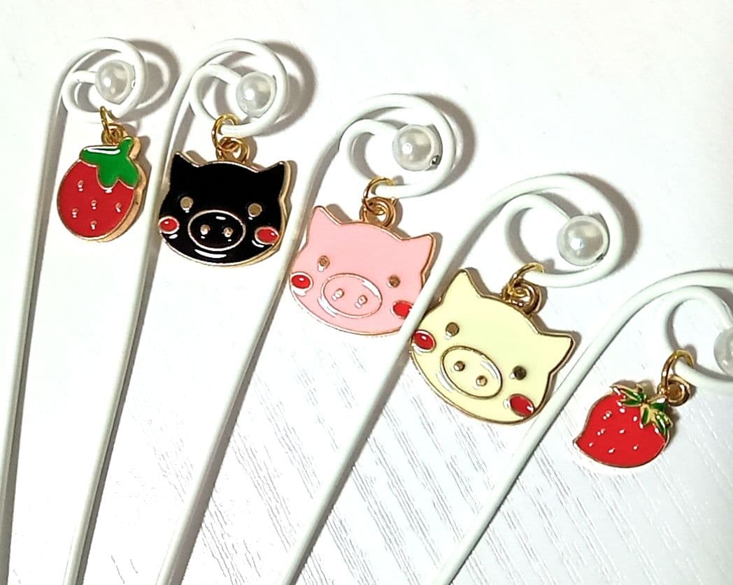 ガーデンピック☆ゆらゆらピック☆苺と3匹の子ぶた☆5本☆ガーデニング雑貨☆多肉植