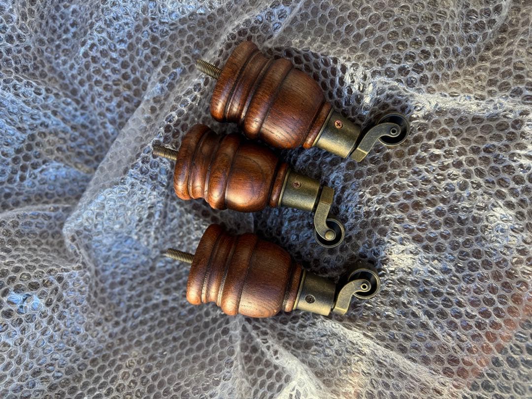 HALO　ハロ　バルモラル　3人掛けレザーソファ