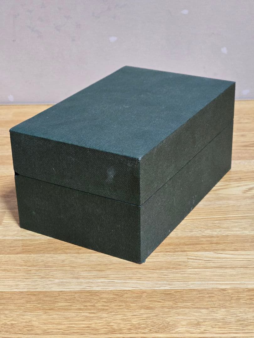 #1589 クリスタルガラス 五輪塔 置物 勢王菩薩