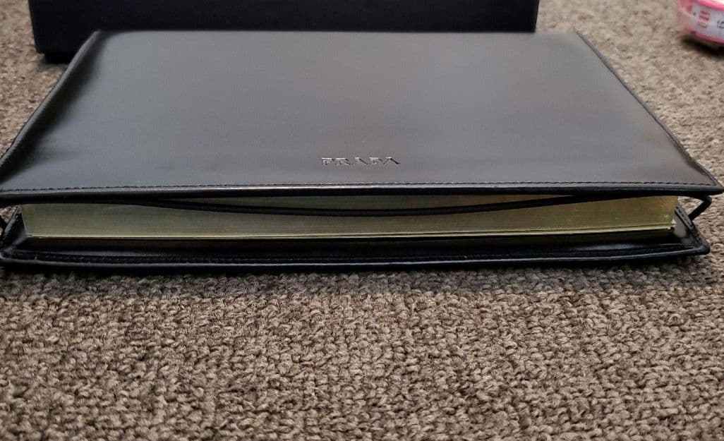 【お値下げ】PRADA　ブックカバー　2000年ダイヤリー　アドレス帳付き