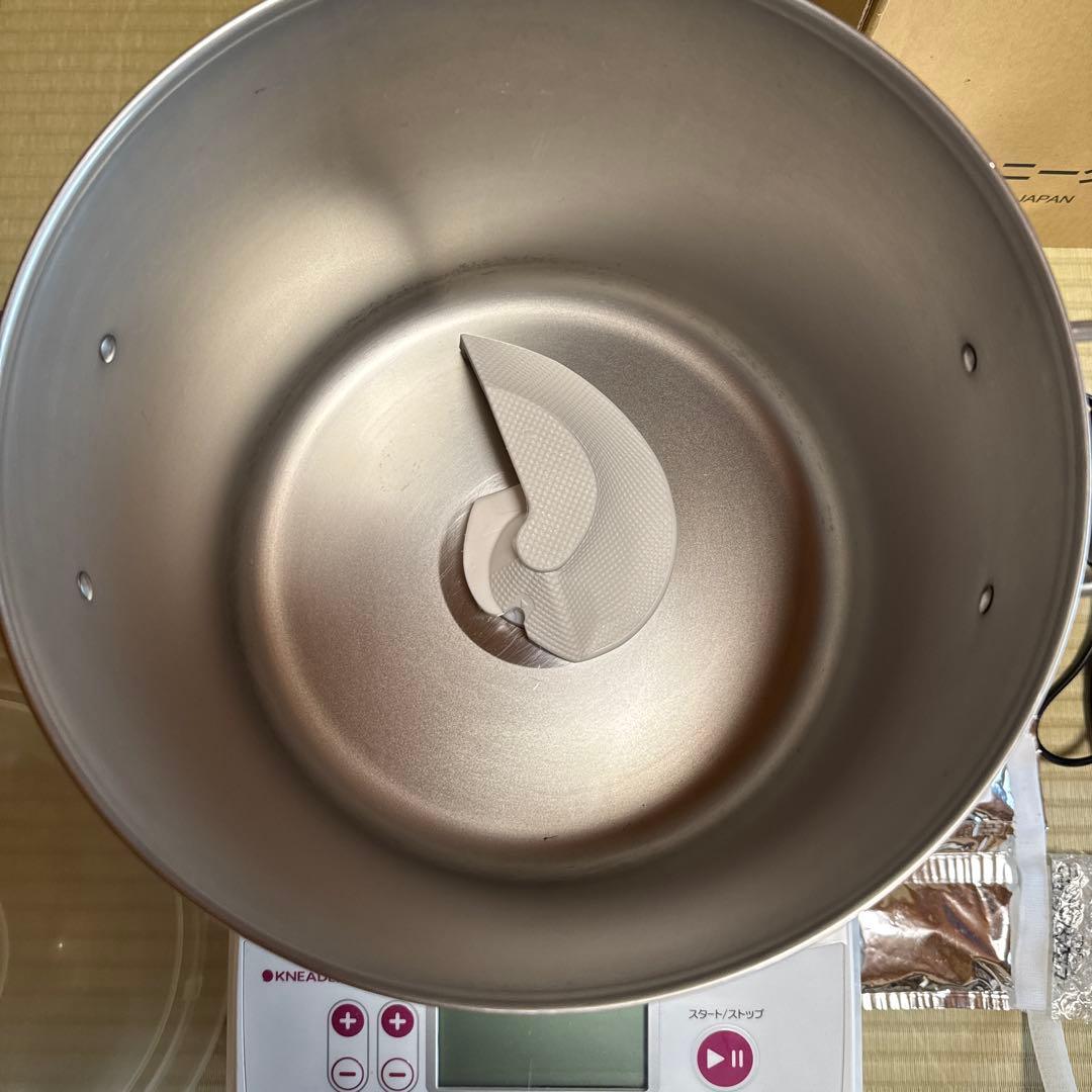 KNEADER ホームベーカリー パンニーダー　PK2025 plus