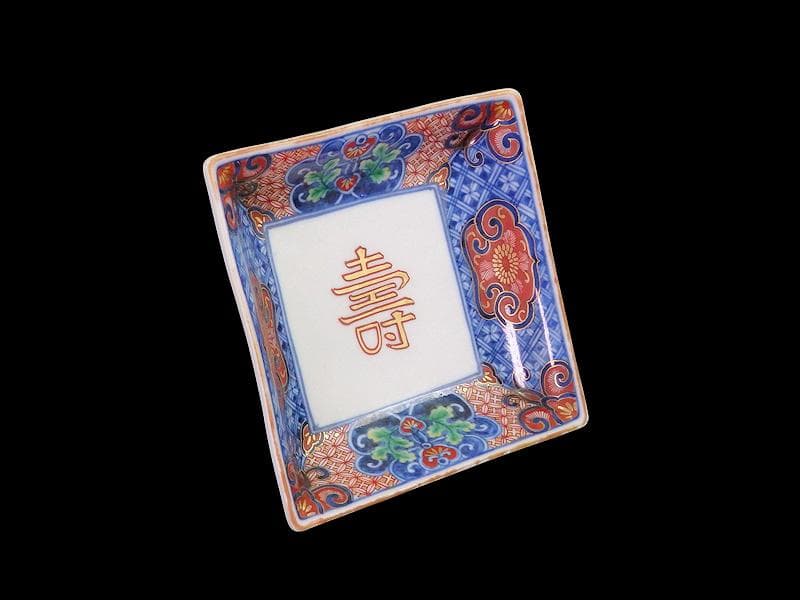 大聖寺伊万里 金襴手 七宝紋に寿紋の図 角皿 N624AS-CUv - メルカリ
