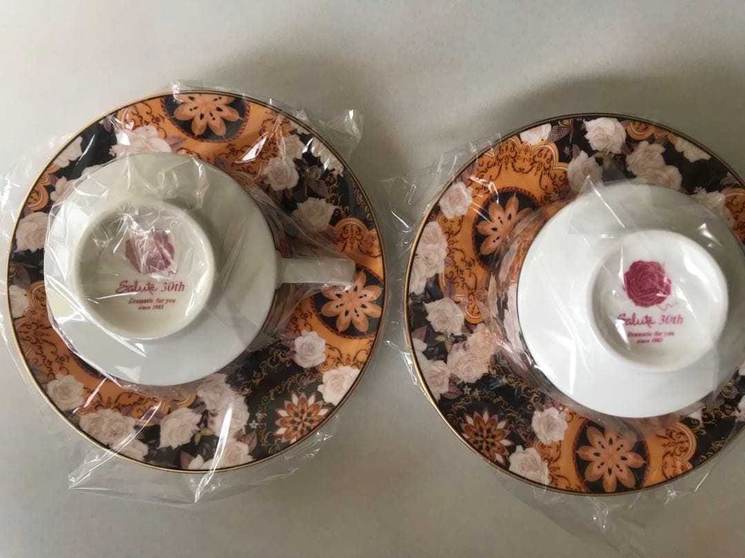 ワコール【サルートノベルティ】カップ&ソーサー